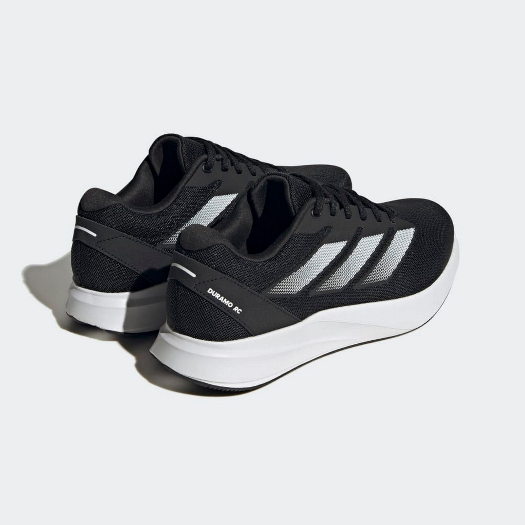 ADIDAS ID2704