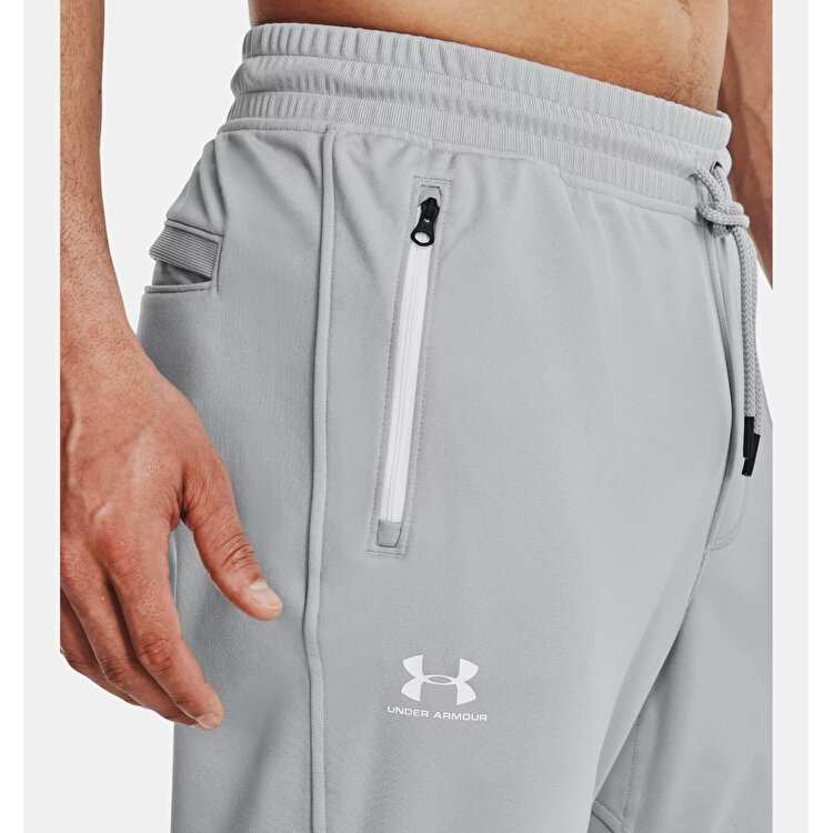 UNDER ARMOUR 1290261-011