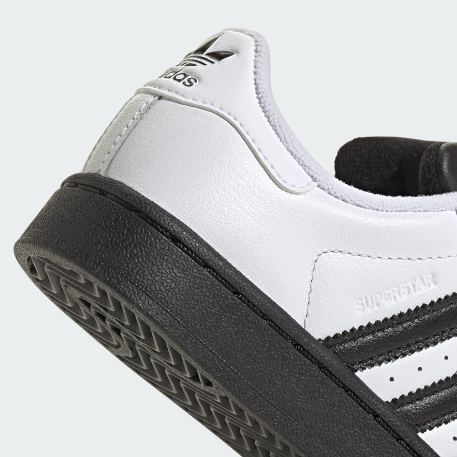 ADIDAS JI0211